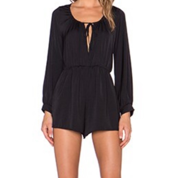 NWT & NWOT Audrey 3+1 shorts Romper off shoulder - Picture 10 of 10
